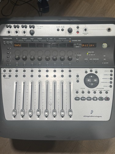 Console digidesign digi 002 - console,