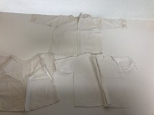 3 vestiti per bambole oltre