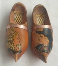 ANTICHI ZOCCOLI IN LEGNO