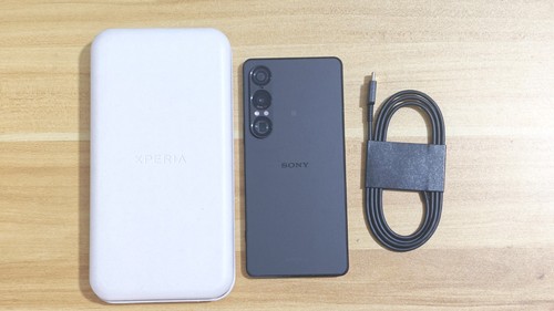 Sony xperia vii - xperia, 1
