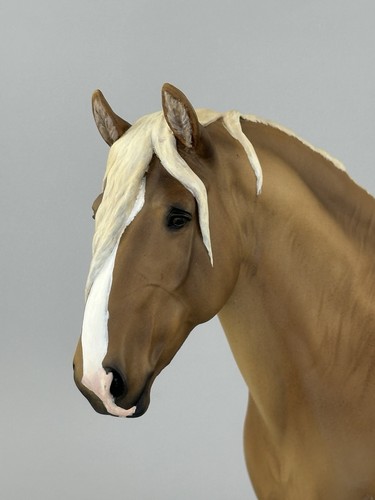 Artista modello resina cavallo - artista,