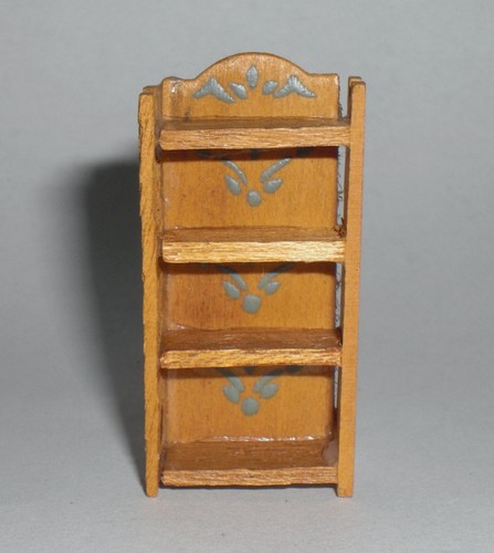Vecchio giocattolo legno - in,