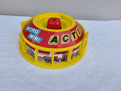 Micro mini action garage - garage, con