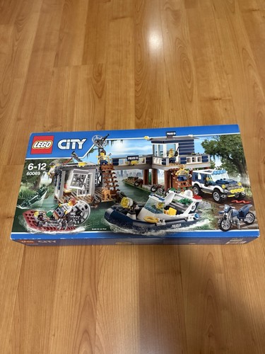 Lego city 60069 base - city,