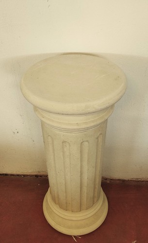 Colonna con scanalature - , in