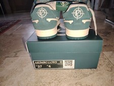 Scarpe Uomo. Nuove Mai