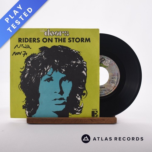 The doors riders on - doors,