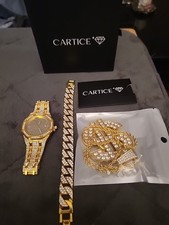 Orologio, collana e bracciale