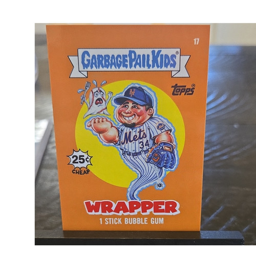 Topps 2023 garbage pail - topps,