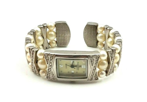 Quartz watch bracelet - quartz,