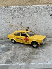 131 Fiat Burago Taxi - 1/24