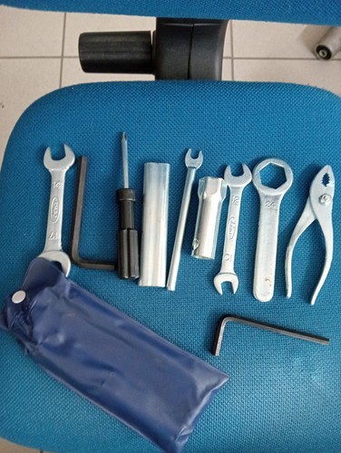 Set attrezzi per moto - , hm