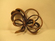 Vintage 40s 50s Women Brooch