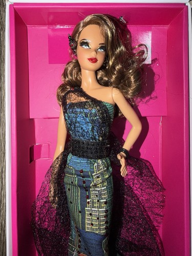 Skyline sophisticate barbie - skyline,