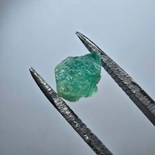 Raro cristallo di smeraldo