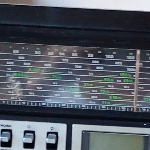Radio grundig satellit 2400 - satellit,