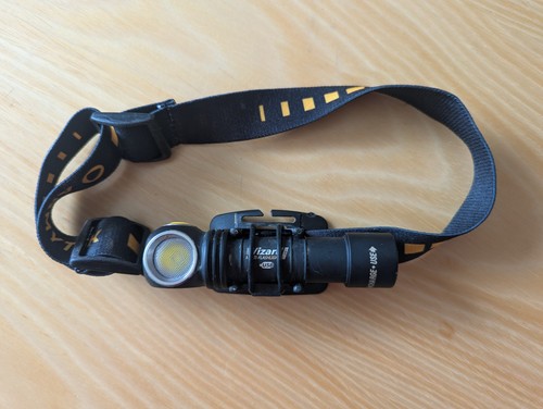 Faro proiettore armytek wizard - proiettore,