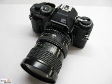 Fotocamera reflex Ricoh XR-7M + obiettivo zoom Sigma 28-85 mm 3,5-4,5 multicoated macro 