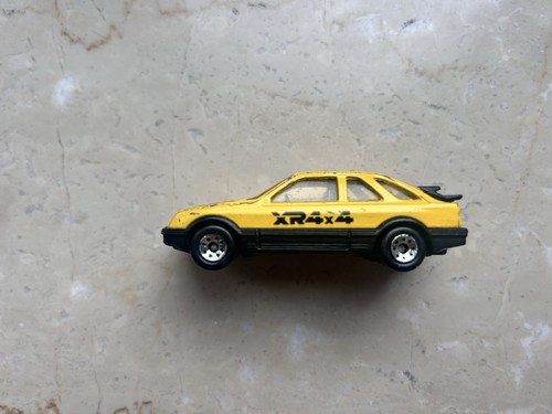 Matchbox ford sierra xr4i 1983 - matchbox,