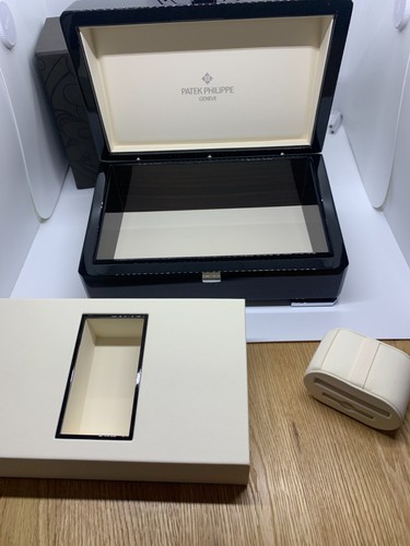 Patek philippe premium box - philippe,