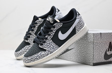 Nuovo Jordan 1 Retro Low OG