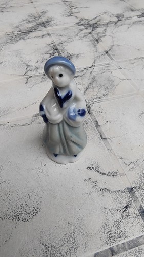 Dama mini statuina ceramica - dama,