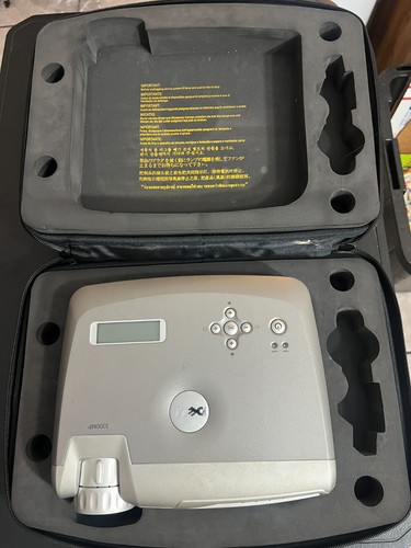 Proiettore dell 3300 con - proiettore,