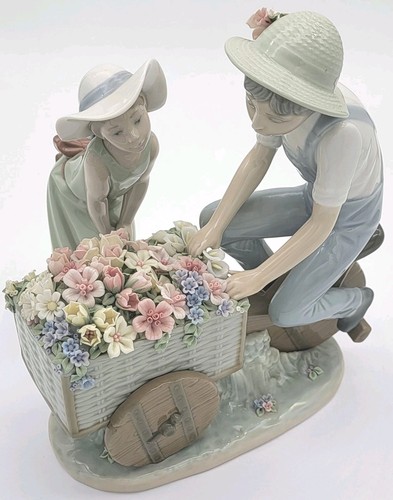 Retired lladro 5031 flower - retired,