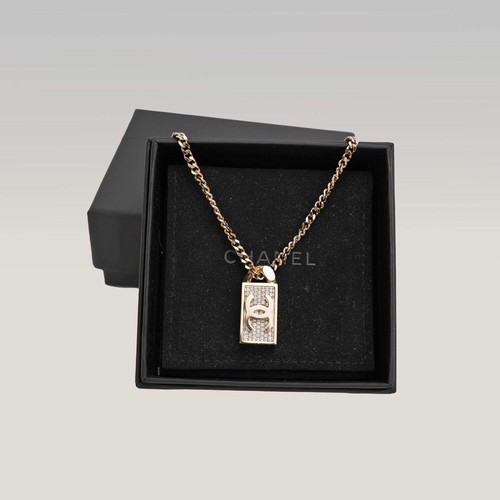 Chanel collana maglione cruise - maglione,