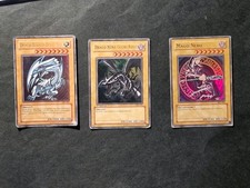 YUGIOH! - DRAGO BIANCO OCCHI BLU +MAGO NERO + DRAGO NERO - MIK-I001 - ULTRA RARA
