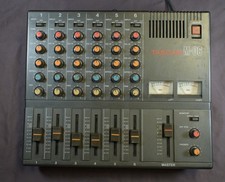 Tascam M-06 Mixer analogico 6
