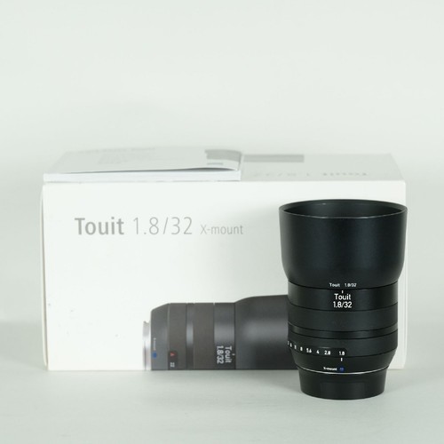 Obiettivo carl zeiss touit - obiettivo,