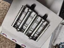 COPPIA PEDALI UNION IN ACCIAIO