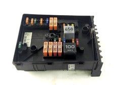 1K0937125A fuse box fuse box