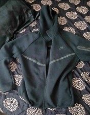 Nike Tech