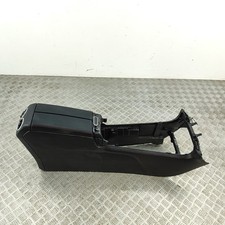 MERCEDES-BENZ EQAH243 Console