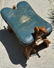 Sgabello poggiapiedi vintage turco CAMEL in pelle verde