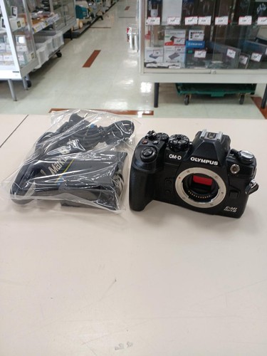 Olympus 1 mark - em-1,