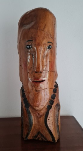 Natural wood sculpture - natural,