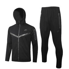 Nike Tuta Completa Tech Fleece