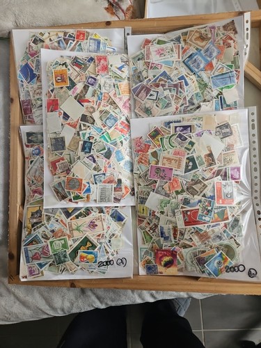 10000 timbres monde - ,
