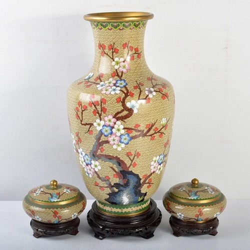 Antico vaso cinese color