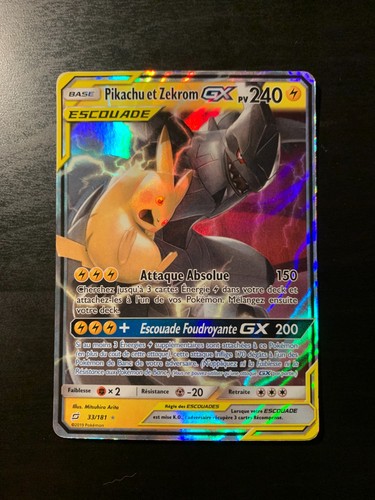 Carte pokémon pikachu et - pikachu,