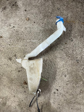 VW POLO 9N3 WASHER BOTTLE