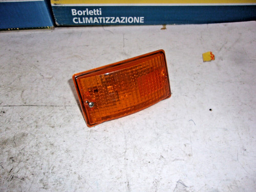 Fanalino anteriore freccia - anteriore,
