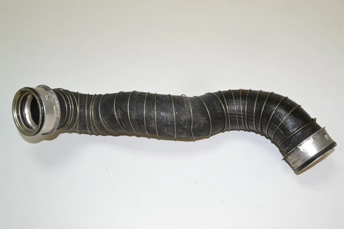 Tubo flessibile intermedio