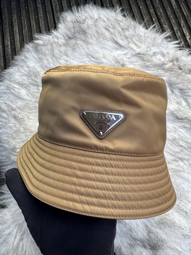 Cappello secchiello prada re - a,