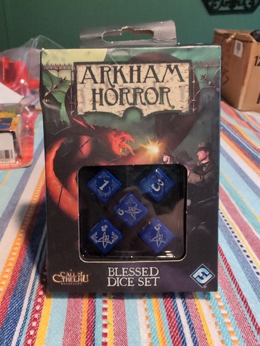 Arkham horror blessed - horror, dice