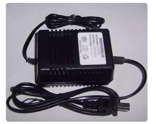 Alimentatore-Adattatore