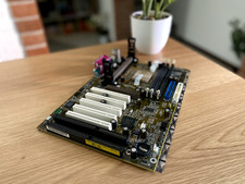 Scheda Madre Gigabyte GA 7IX  Slot A Athlon K7 Rara Chipset AMD 750 AGP Retro